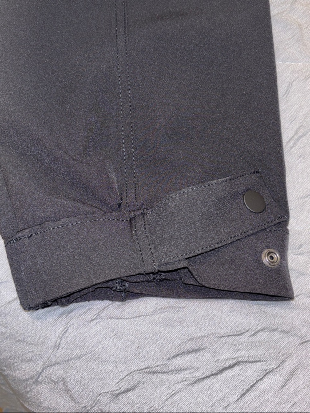 Athleta Endless High Rise Women’s Black Cargo Pants - Picture 11 of 12